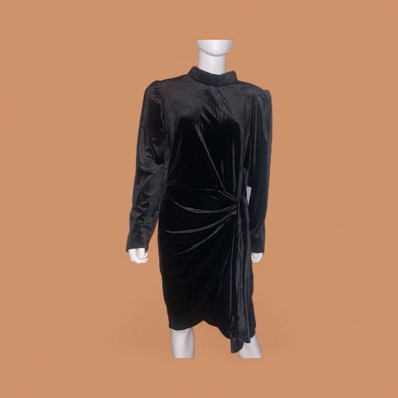 Eloquii Black Long Sleeve Velvet Dress - Picture 2 of 8